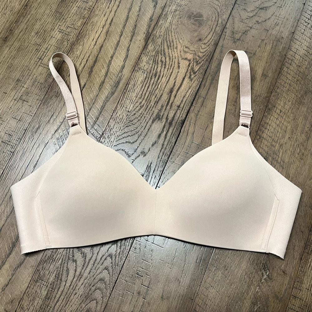 Warners bra 36C blissful benefits nude tan wireless seamless - Picture 1 of 10